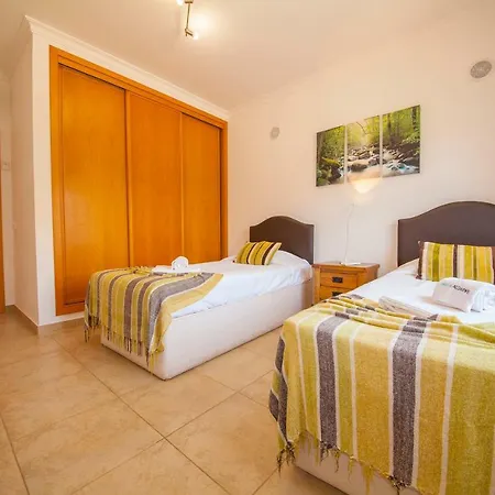 B25 - Abrotea 2 Bed Apartment * Lagos