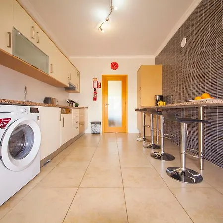 Апартаменты B25 - Abrotea 2 Bed Apartment
